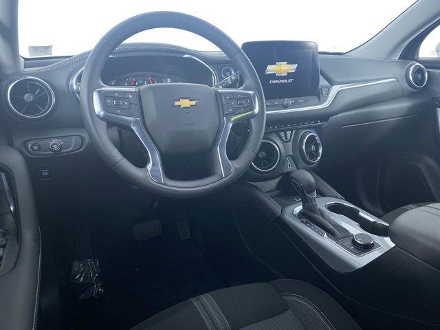 Photo of 2024 Summit White Chevrolet Blazer