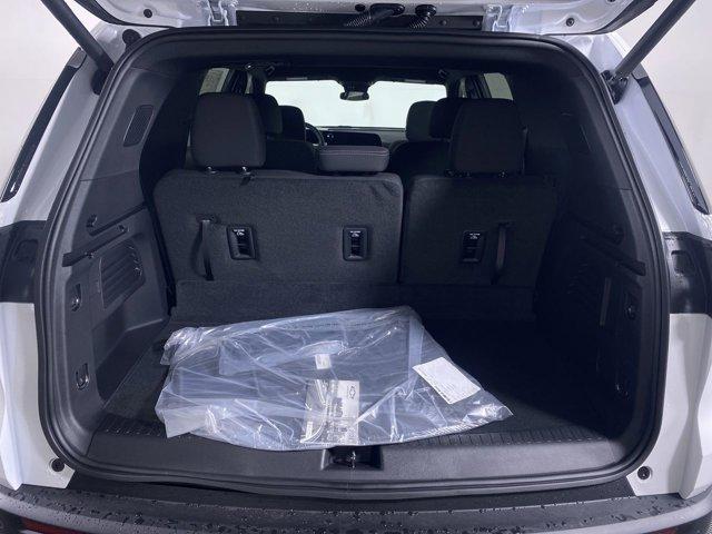 Photo of 2026 Summit White Chevrolet Traverse