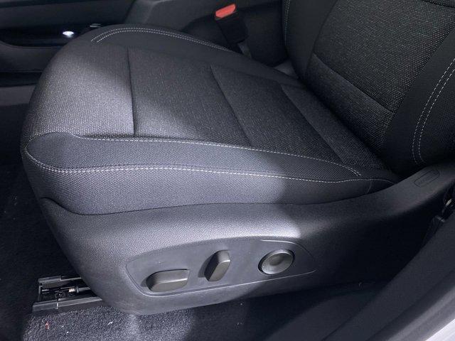 Photo of 2026 Summit White Chevrolet Traverse