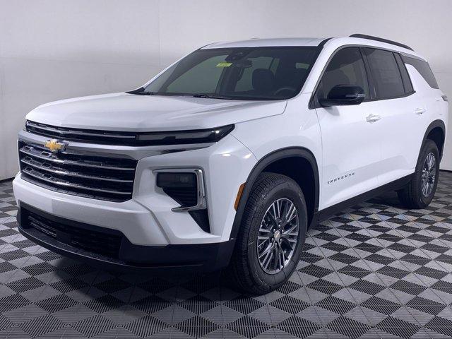 Photo of 2026 Summit White Chevrolet Traverse