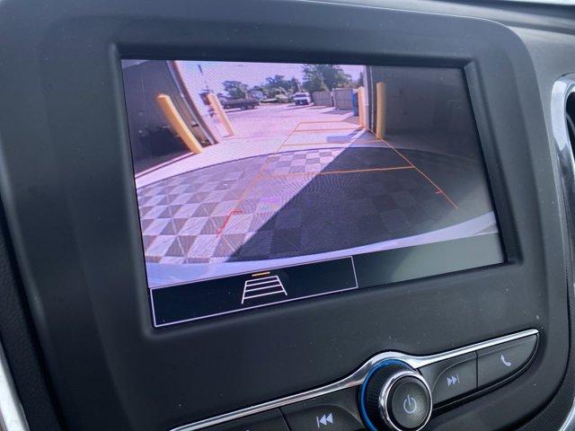 Photo of 2023 Summit White Chevrolet Equinox