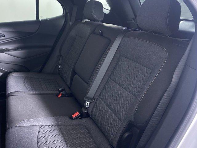 Photo of 2023 Summit White Chevrolet Equinox