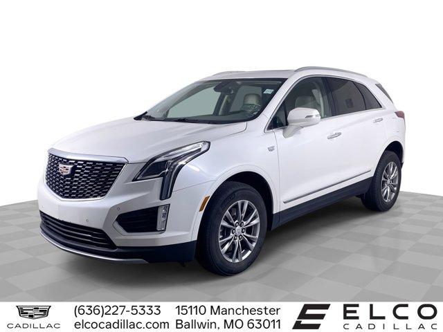 Photo of 2022 Crystal White Tricoat Cadillac XT5