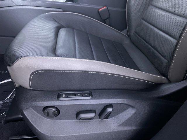 Photo of 2021 Black Volkswagen Atlas