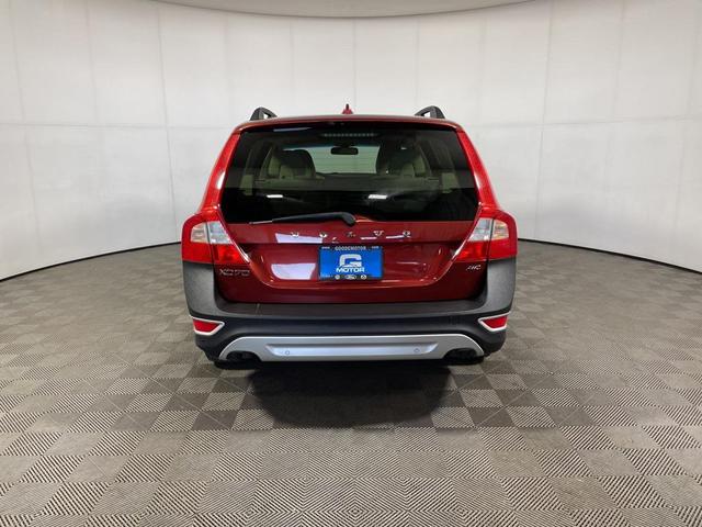 Photo of 2011 Red Volvo XC70