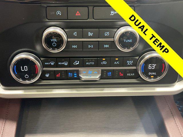Photo of 2024 OXFORD WHITE Ford Expedition Max