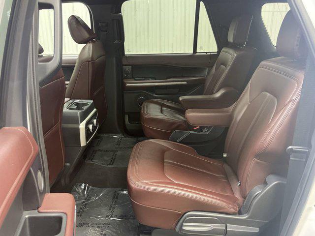 Photo of 2024 OXFORD WHITE Ford Expedition Max