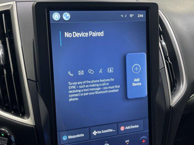 Photo of 2022 AGATE BLACK METALLIC Ford Edge