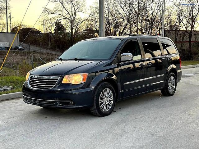 2014 Chrysler Town & Country