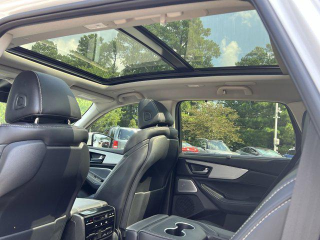 Photo of 2025 Platinum White Pearl Acura MDX