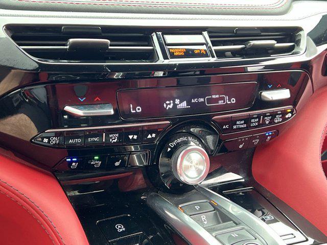 Photo of 2023 Liquid Carbon Metallic Acura MDX