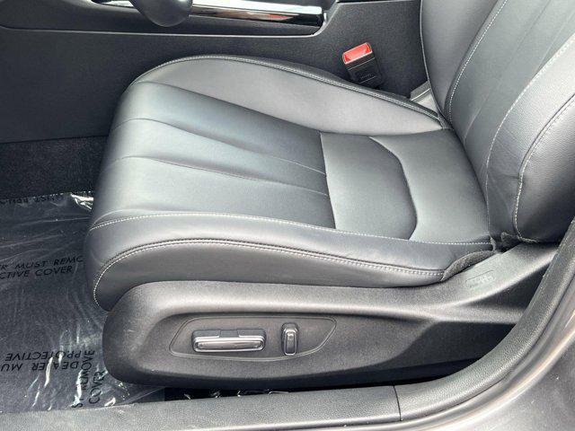 Photo of 2023 Liquid Carbon Metallic Acura Integra