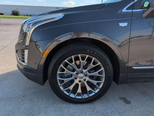 Photo of 2017 Dark Granite Metallic Cadillac XT5