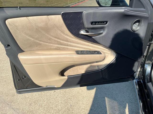 Photo of 2024 Obsidian Lexus LS 500