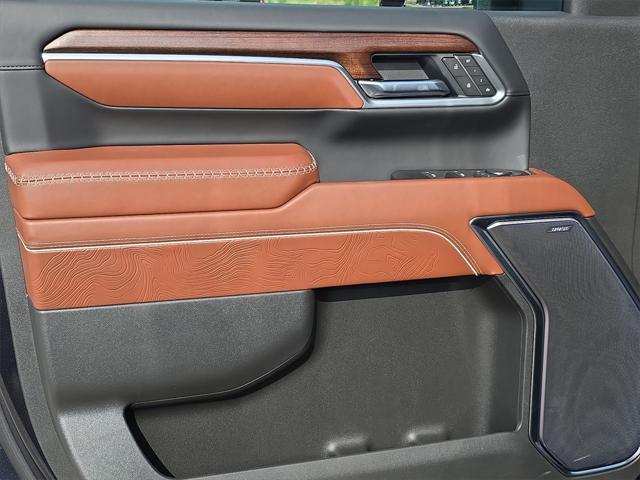 Photo of 2025 Titanium Rush Metallic GMC Sierra 2500
