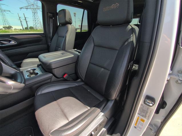 Photo of 2023 Iridescent Pearl Tricoat Chevrolet Tahoe