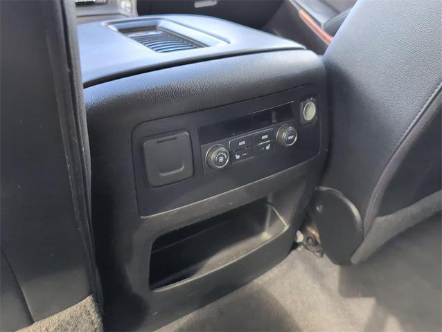 Photo of 2020 Silver Ice Metallic Chevrolet Tahoe