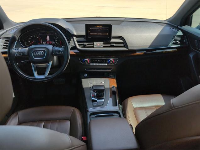Photo of 2020 Monsoon Gray Metallic Audi Q5