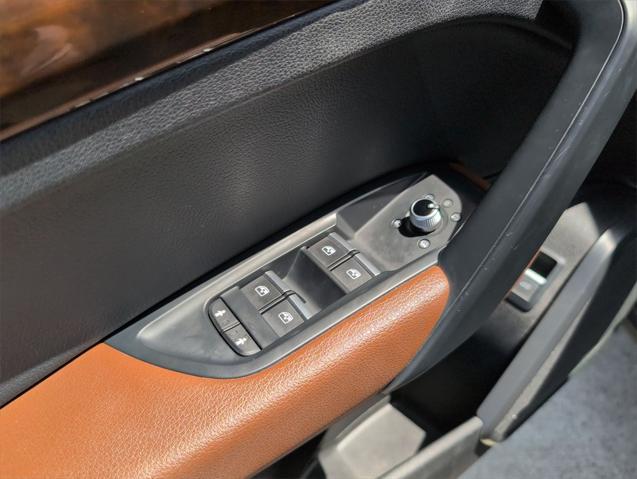 Photo of 2020 Monsoon Gray Metallic Audi Q5