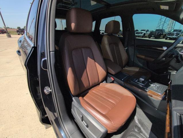 Photo of 2020 Monsoon Gray Metallic Audi Q5