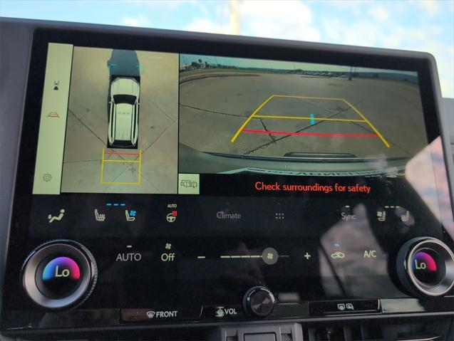 Photo of 2024 Silver Lexus GX 550