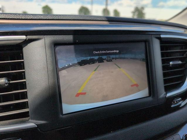 Photo of 2023 Bright White Clearcoat Chrysler Voyager