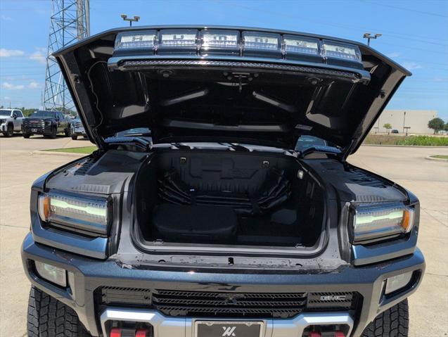Photo of 2025 Graphite Blue Metallic GMC HUMMER EV Pickup
