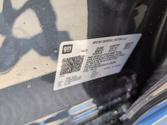 Photo of 2025 Graphite Blue Metallic GMC HUMMER EV Pickup
