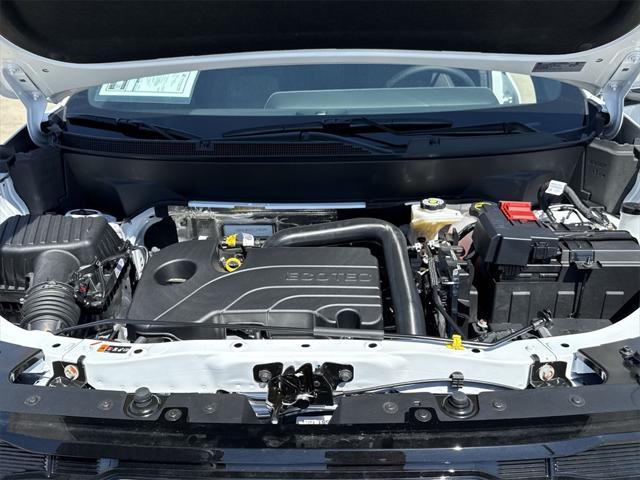 Photo of 2026 Summit White GMC Terrain