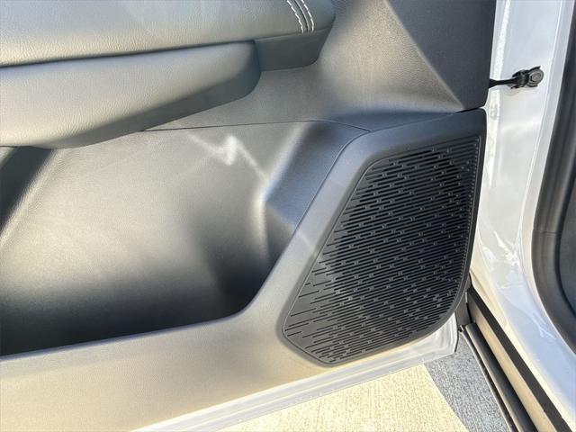Photo of 2026 Summit White GMC Terrain