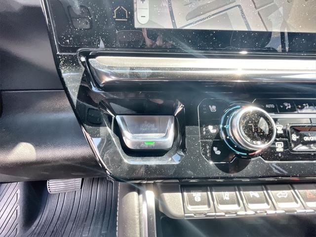 Photo of 2025 Titanium Rush Metallic GMC Sierra 2500