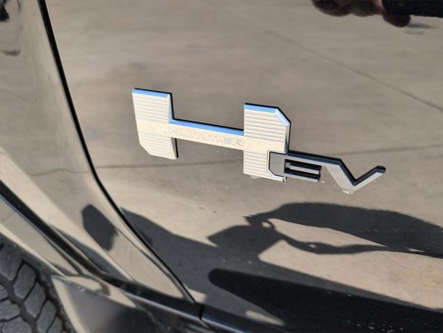 Photo of 2025 Void Black GMC HUMMER EV Pickup