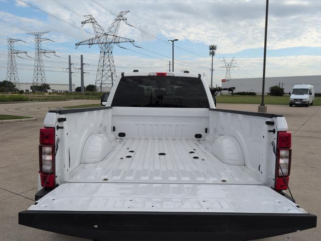 Photo of 2022 OXFORD WHITE Ford F-350