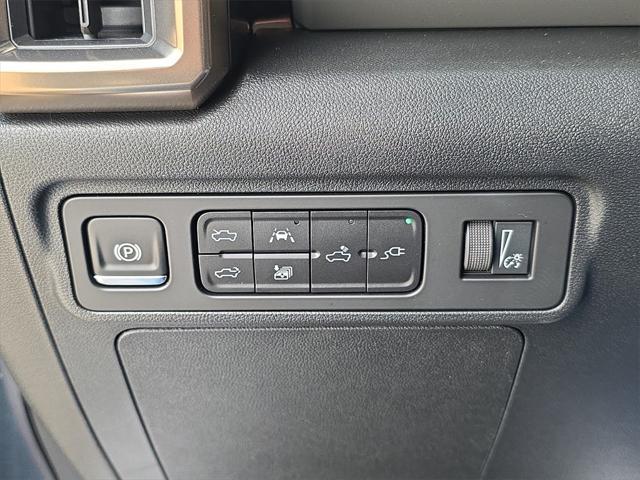 Photo of 2025 Graphite Blue Metallic GMC HUMMER EV Pickup