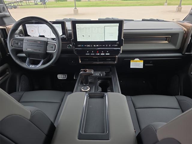 Photo of 2025 Graphite Blue Metallic GMC HUMMER EV Pickup