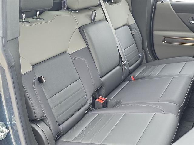 Photo of 2025 Graphite Blue Metallic GMC HUMMER EV Pickup