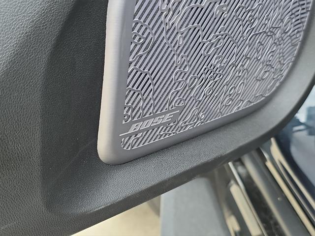 Photo of 2025 Graphite Blue Metallic GMC HUMMER EV Pickup