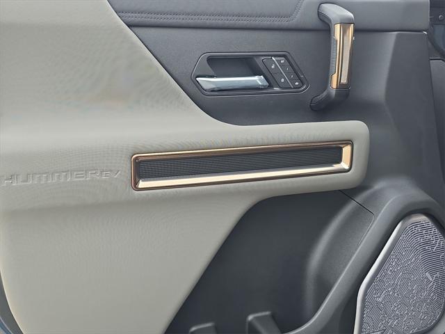 Photo of 2025 Graphite Blue Metallic GMC HUMMER EV Pickup