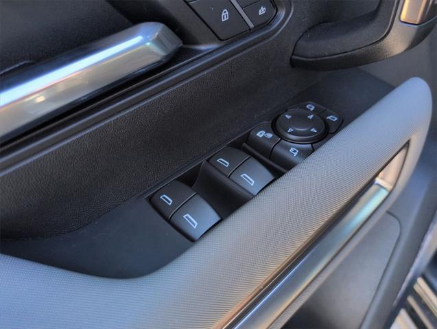 Photo of 2025 Graphite Blue Metallic GMC HUMMER EV Pickup