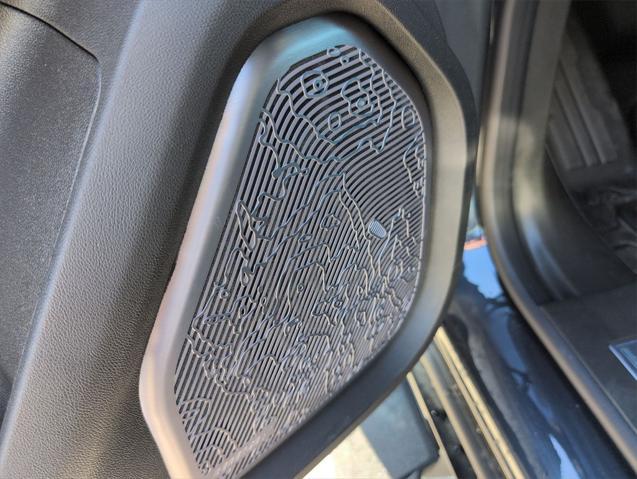 Photo of 2025 Graphite Blue Metallic GMC HUMMER EV Pickup