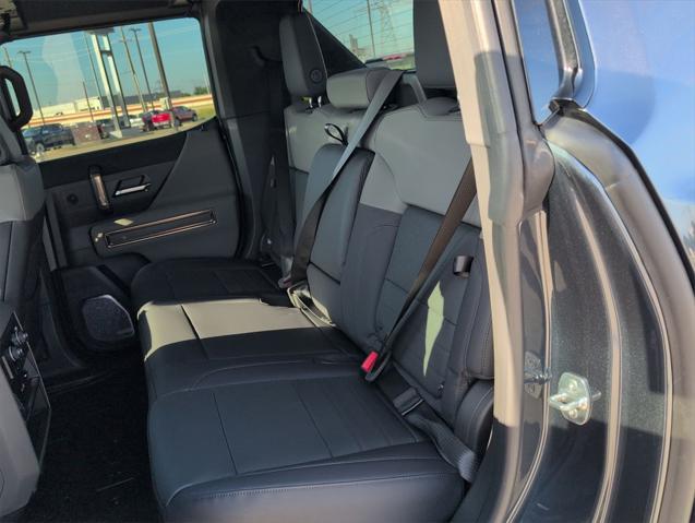 Photo of 2025 Graphite Blue Metallic GMC HUMMER EV Pickup
