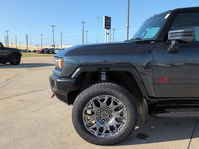 Photo of 2025 Graphite Blue Metallic GMC HUMMER EV Pickup