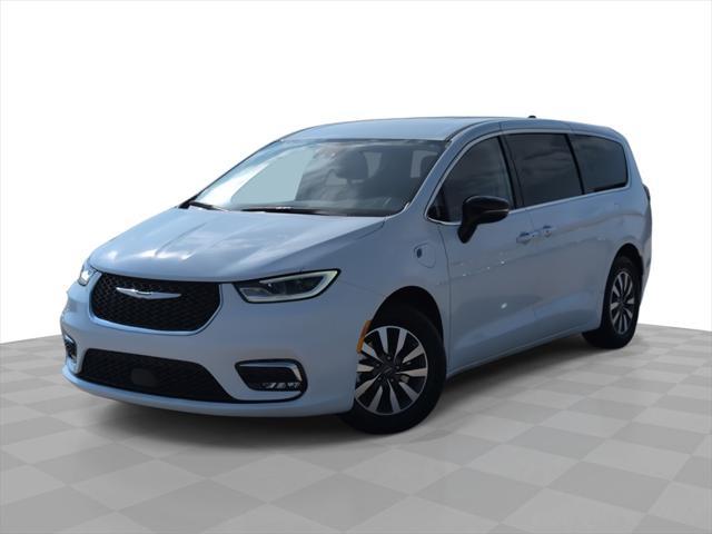 2024 Chrysler Pacifica Hybrid