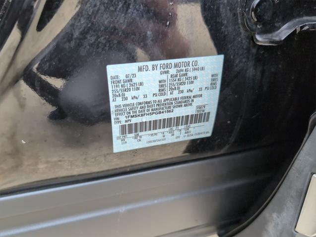 Photo of 2023 Black Metallic Ford Explorer