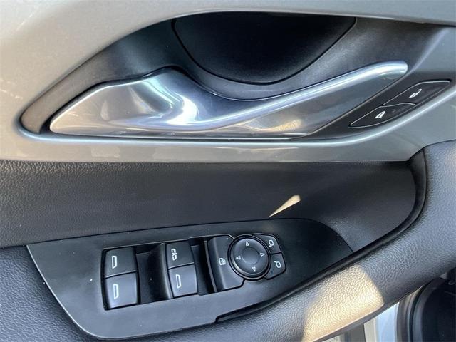 Photo of 2020 Silver Ice Metallic Chevrolet Blazer