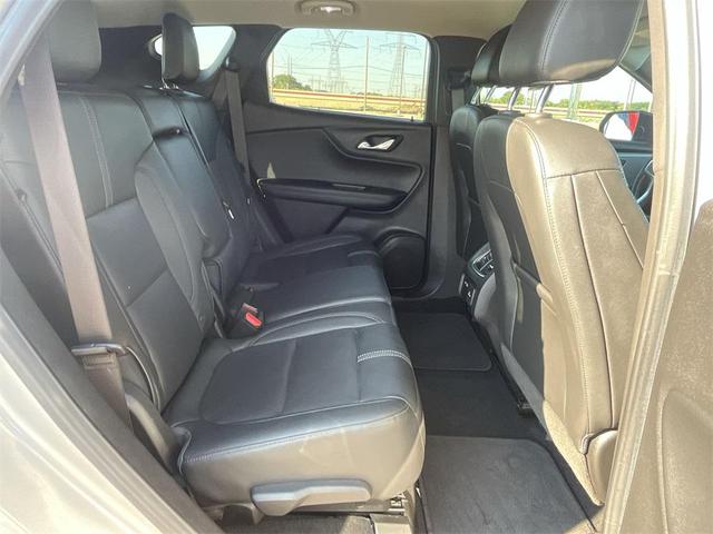 Photo of 2020 Silver Ice Metallic Chevrolet Blazer