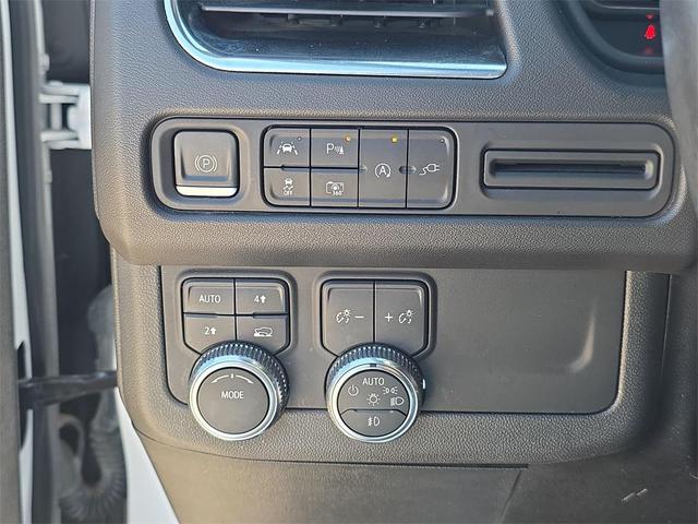 Photo of 2022 Summit White GMC Yukon