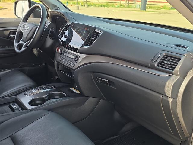 Photo of 2021 Crystal Black Pearl Honda Pilot
