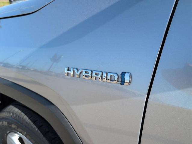 Photo of 2020 Silver Sky Metallic Toyota RAV4 Hybrid