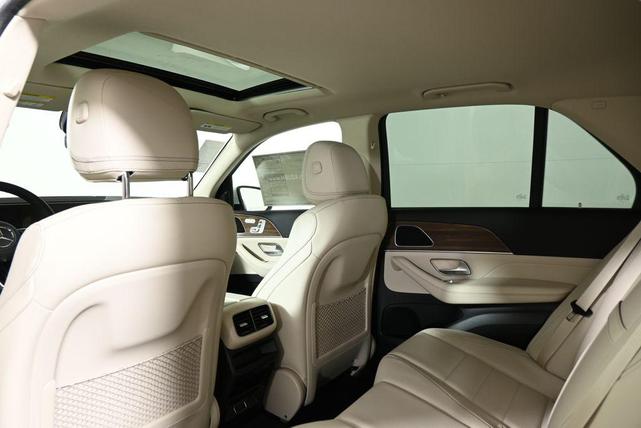 Photo of 2025 Polar White Mercedes-Benz GLE 350